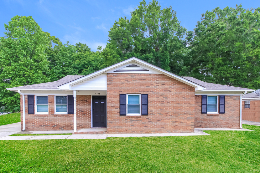 4708 Lawrence Orr Rd Charlotte, NC 28212